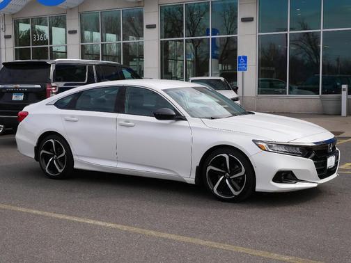 2022 Honda Accord Sport SE