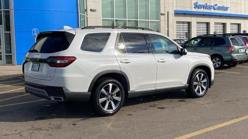 2025 Honda Pilot Elite