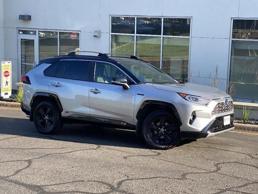 2019 Toyota RAV4 Hybrid XSE