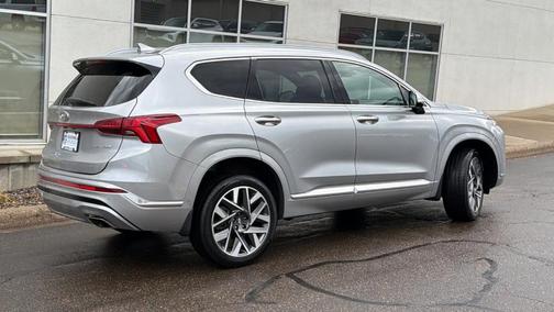 Shimmering Silver 2023 Hyundai SANTA FE Calligraphy