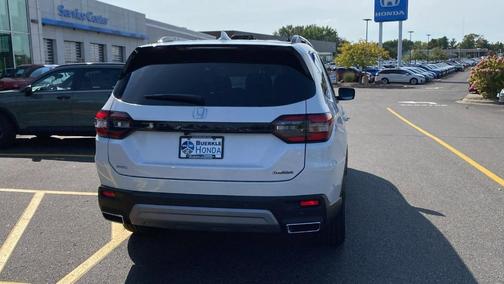 2025 Honda Pilot Sport