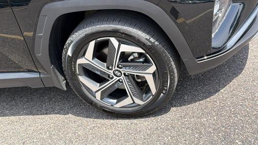 Phantom Black 2023 Hyundai TUCSON Limited