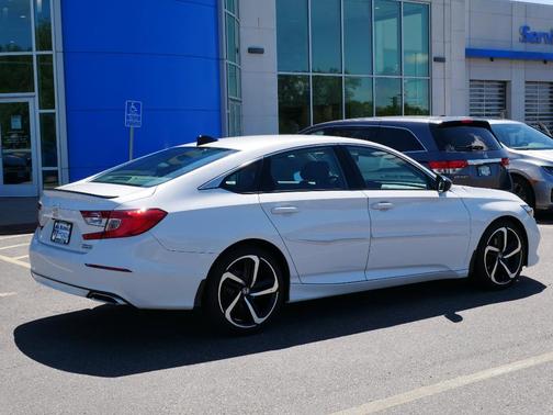 2022 Honda Accord Sport SE