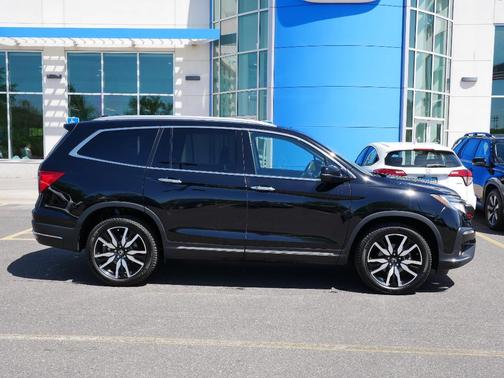 2019 Honda Pilot Touring 7-Passenger