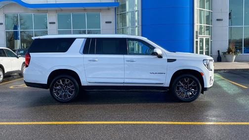 2024 GMC Yukon XL SLT