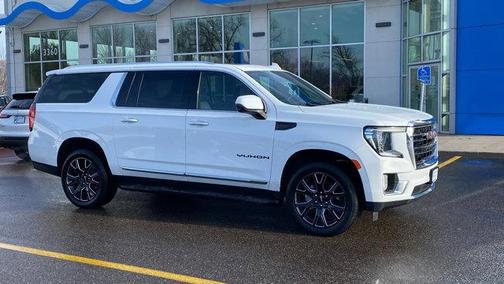 2024 GMC Yukon XL SLT