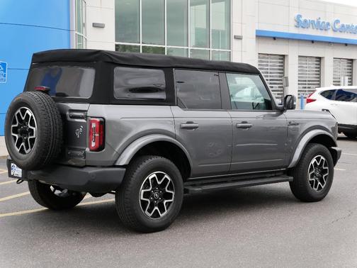 2022 Ford Bronco Outer Banks