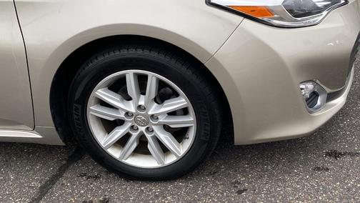 2014 Toyota Avalon XLE