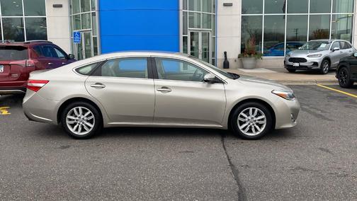 2014 Toyota Avalon XLE