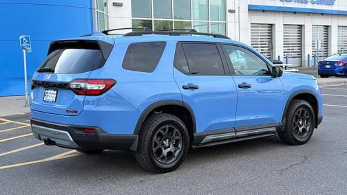 Sky 2025 Honda Pilot TrailSport