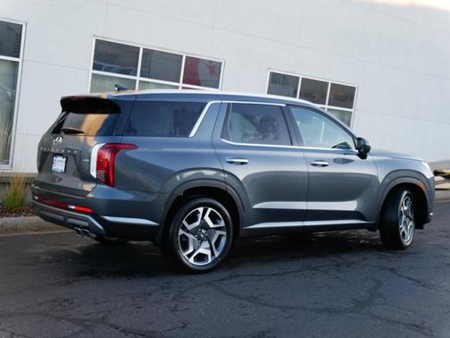 2025 Hyundai PALISADE SEL Premium