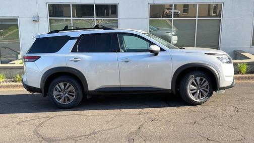 Brilliant Silver Metallic 2023 Nissan Pathfinder SV