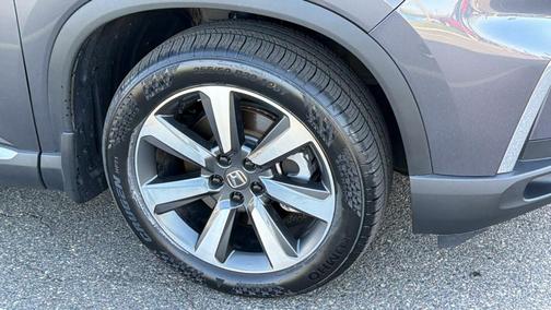 Modern Steel Metallic 2024 Honda Pilot Elite