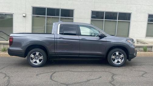 Modern Steel Metallic 2026 Honda Ridgeline RTL