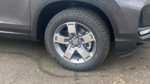 Modern Steel Metallic 2026 Honda Ridgeline RTL