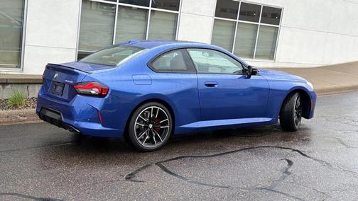 Portimao Blue Metallic 2025 BMW M240 i xDrive