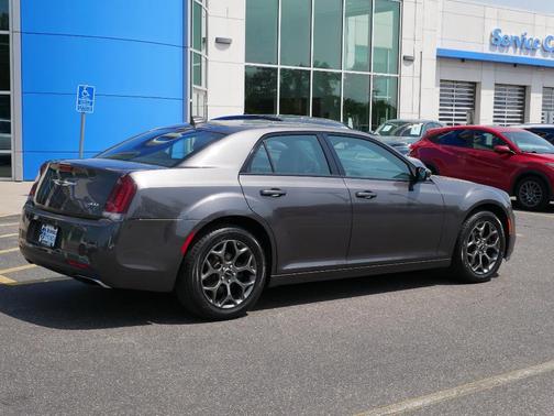2016 Chrysler 300 S