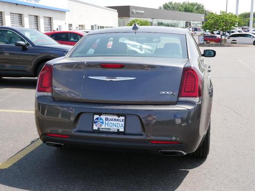 2016 Chrysler 300 S