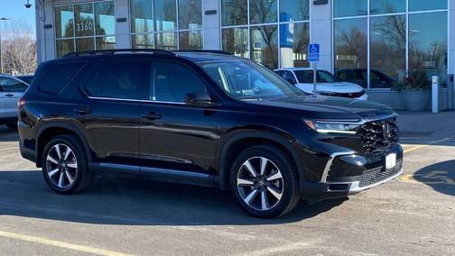 2023 Honda Pilot Touring