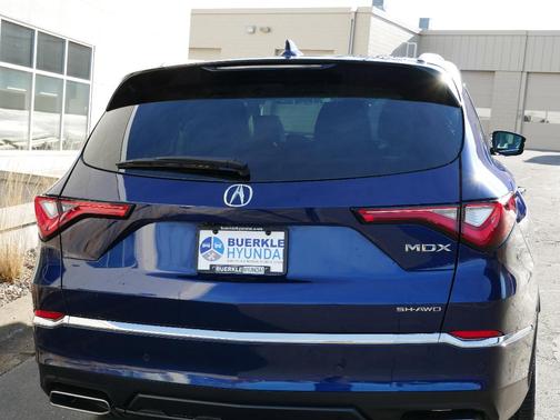 2022 Acura MDX Advance