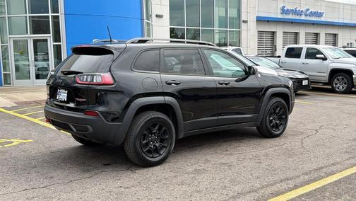 Diamond Black 2019 Jeep Cherokee Trailhawk