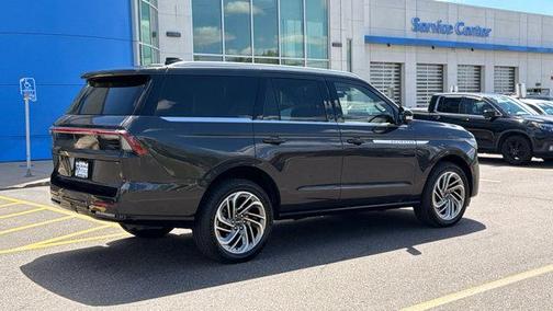 Starlight 2025 Lincoln Navigator Reserve