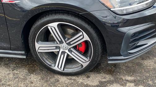 2018 Volkswagen Golf GTI 2.0T S 4-Door