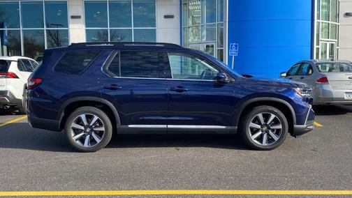 2025 Honda Pilot Touring