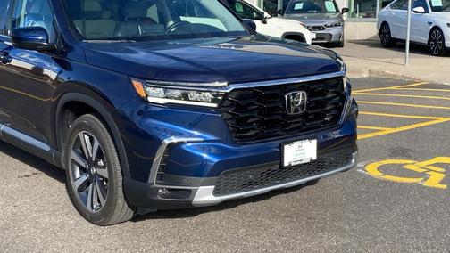 2025 Honda Pilot Touring