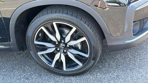 Crystal Black Pearl 2019 Honda Pilot Touring 7-Passenger
