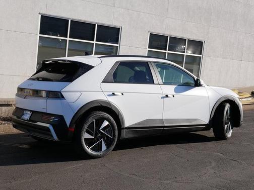 2025 Hyundai IONIQ 5 SEL