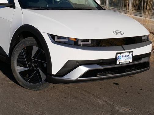 2025 Hyundai IONIQ 5 SEL