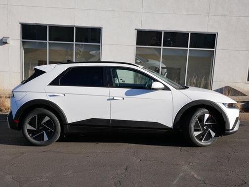 2025 Hyundai IONIQ 5 SEL