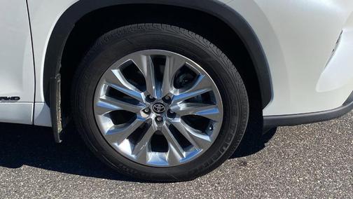2021 Toyota Highlander Hybrid Limited