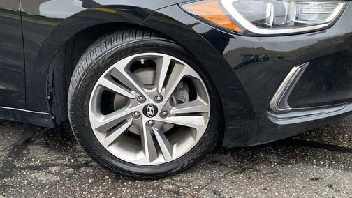 2017 Hyundai ELANTRA Limited