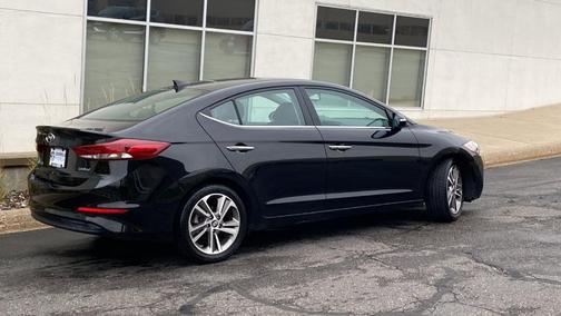 2017 Hyundai ELANTRA Limited