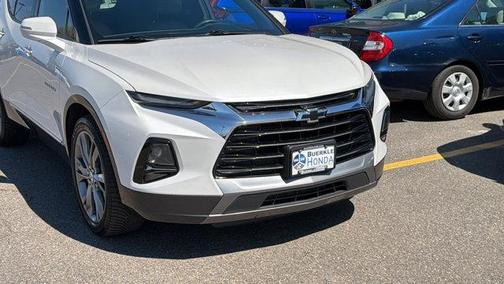 Iridescent Pearl Tricoat 2022 Chevrolet Blazer Premier
