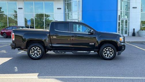 Onyx Black 2016 GMC Canyon SLE
