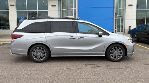 Solar Silver Metallic 2026 Honda Odyssey Touring