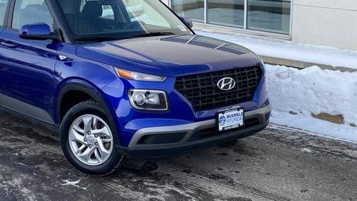2023 Hyundai VENUE SE