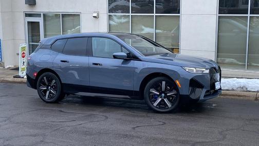 2025 BMW iX xDrive50