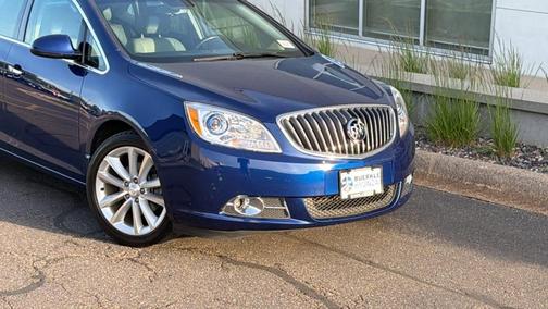 Luxo Blue Metallic 2014 Buick Verano Base