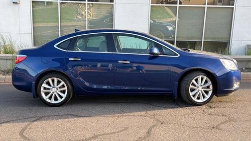 Luxo Blue Metallic 2014 Buick Verano Base