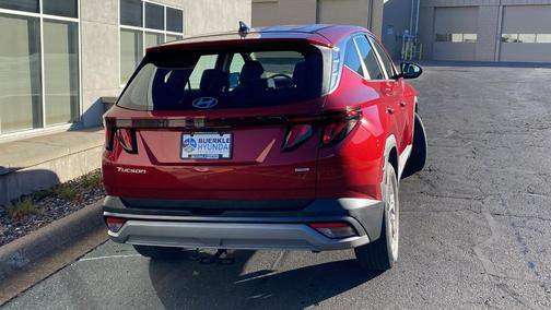 2025 Hyundai TUCSON SE