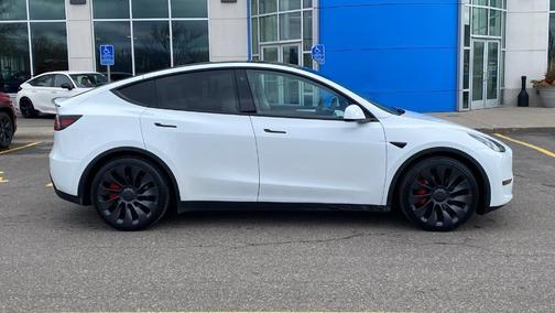 2023 Tesla Model Y Performance