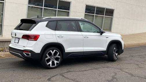 2023 Volkswagen Taos 1.5T SEL
