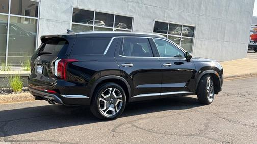 Abyss Black Pearl 2024 Hyundai PALISADE Limited