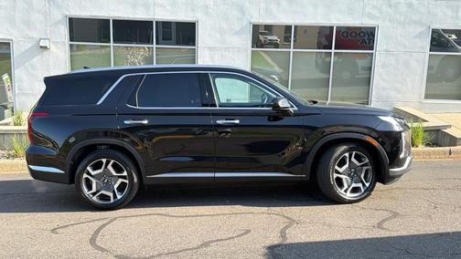 Abyss Black Pearl 2024 Hyundai PALISADE Limited