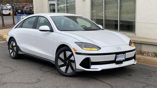 2025 Hyundai IONIQ 6 SE