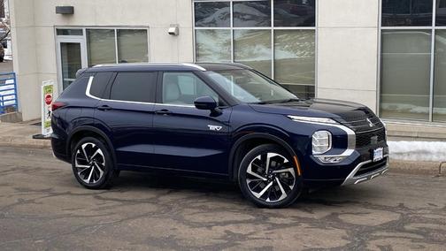 2023 Mitsubishi Outlander PHEV SEL